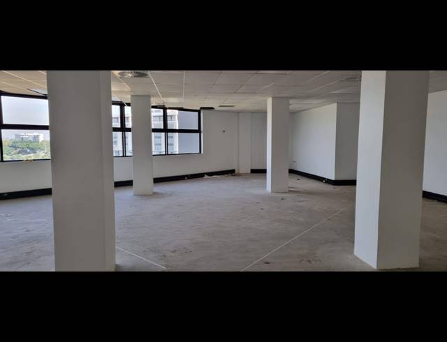 192M² OFFICE FOR SALE IN LA LUCIA RIDGE